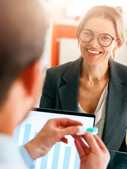 Teste de lente de contato ACOMPANHAMENTO 1 uai