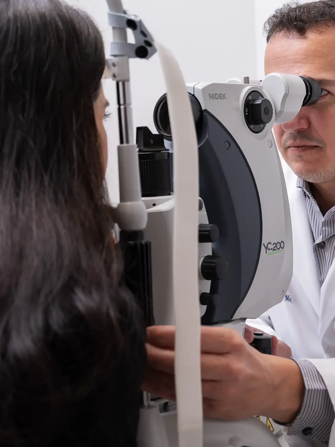 Telefone WhatsApp scaled uai