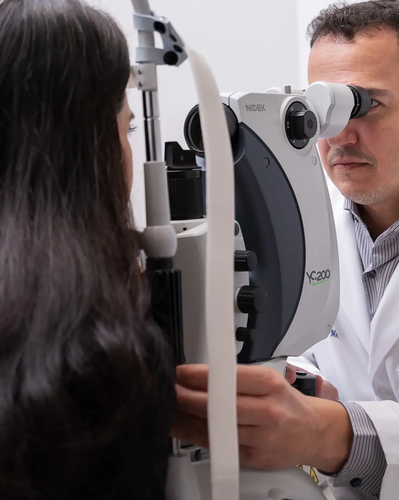 Telefone WhatsApp scaled uai